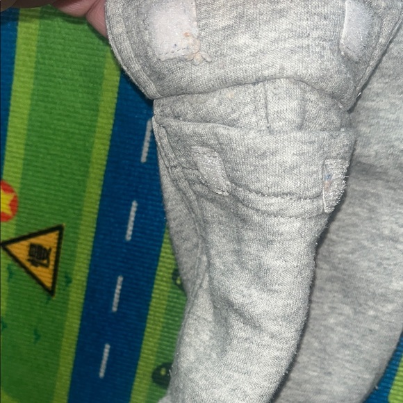 Nike Kids Gray Sweatpants and Hoodie Set - Picture 4 of 13